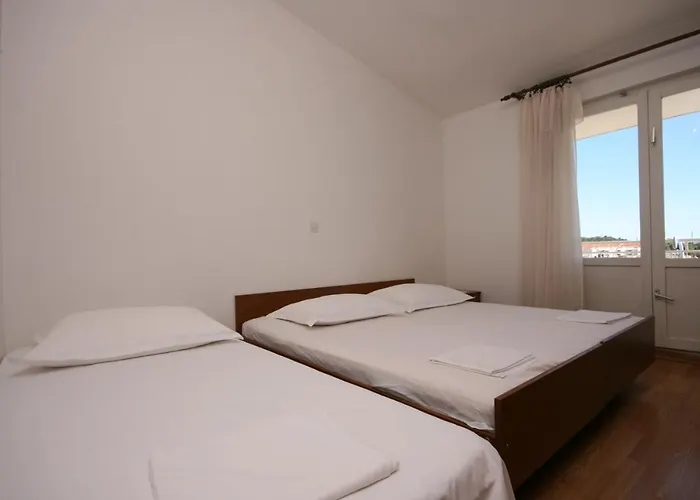 With A Parking Space - 6844 * Makarska