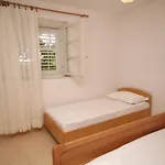 Apartment With A Parking Space - 6844 Makarska